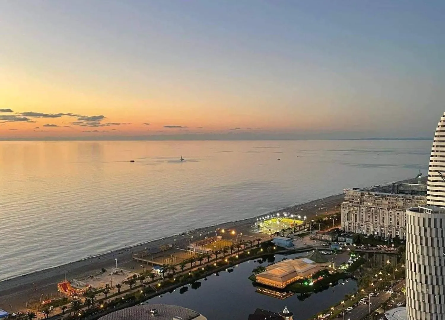Orbi City Luxury Towers Batumi Hotel